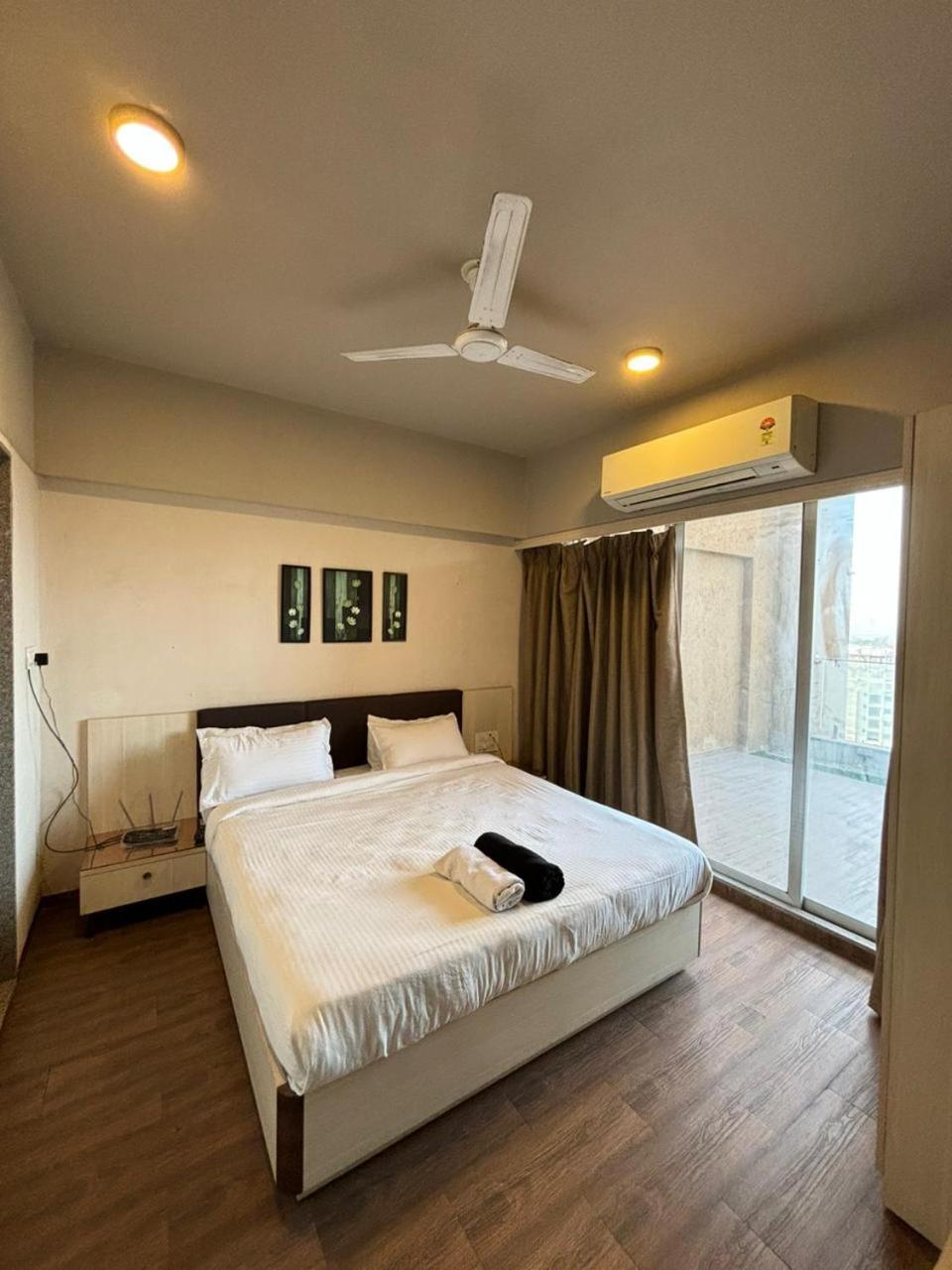 Weekend Address By Honest Homes Surat Exterior photo